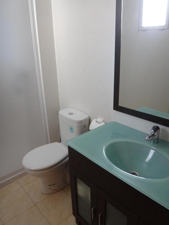 Apartamentos Parada 오로페사델마르 객실 사진